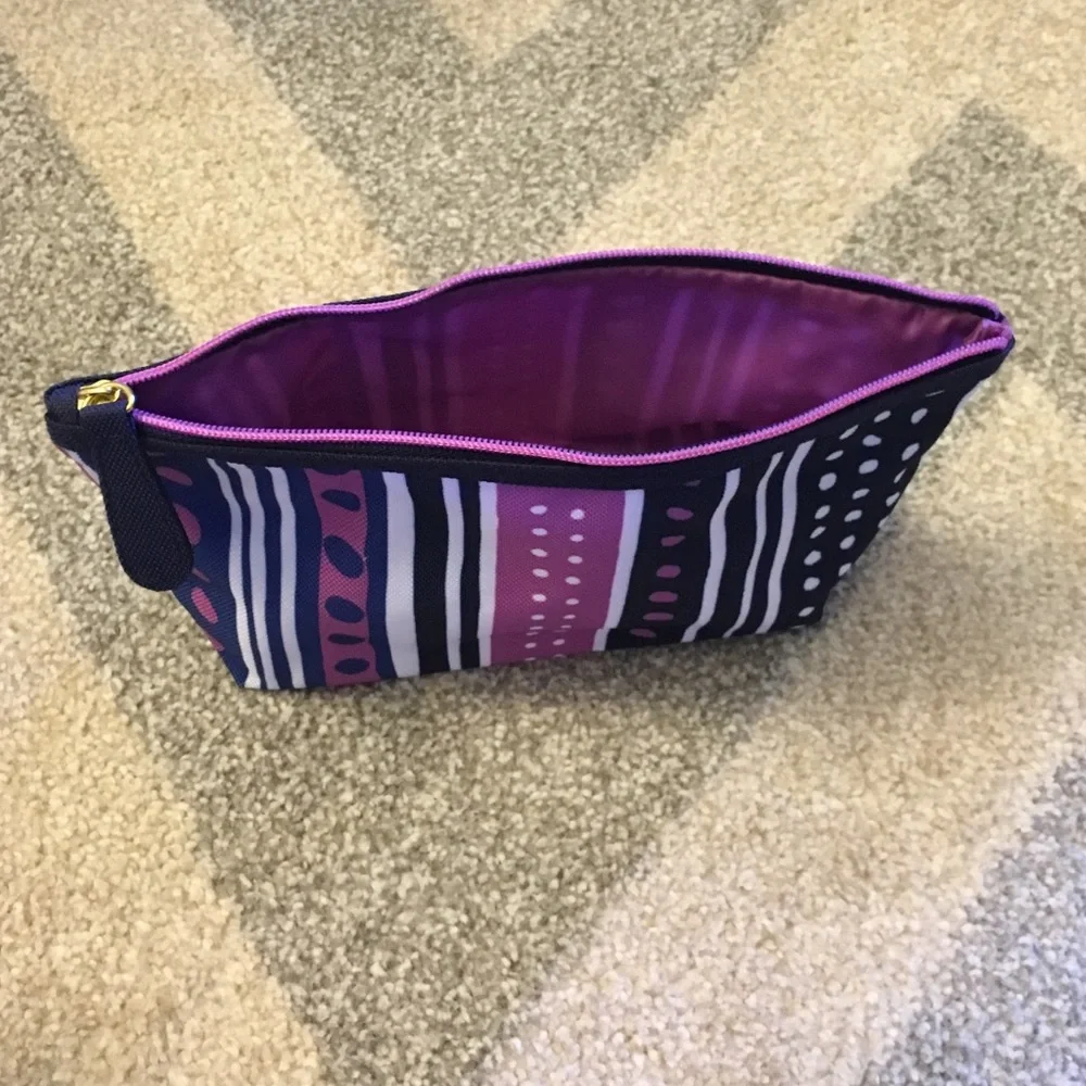NEW Estée Lauder Cosmetic Bag